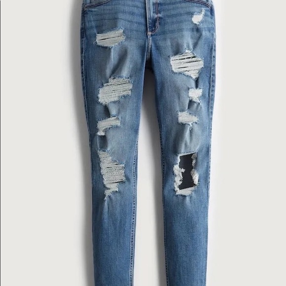 🔺SOLD🔺Hollister Curvy Hight Rise Super Skinny Ripped Jeans Soft Stretch - Picture 3 of 11